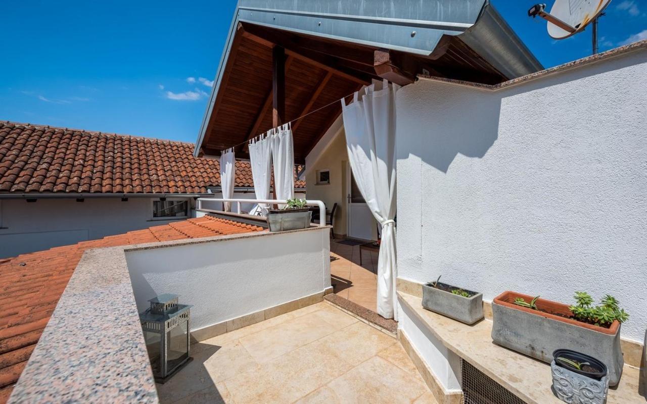 Apartment Katoro Umag Exterior photo