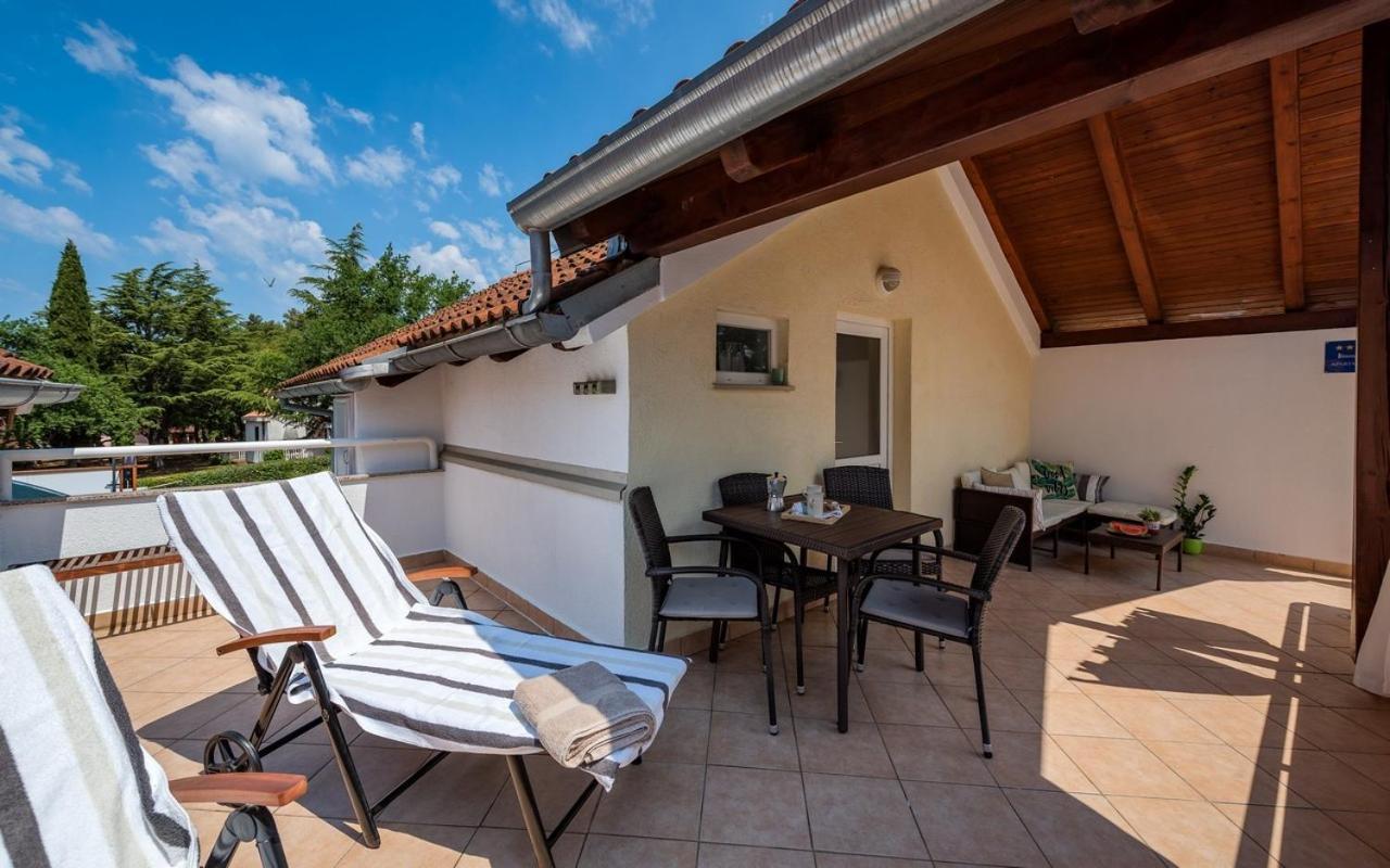 Apartment Katoro Umag Exterior photo