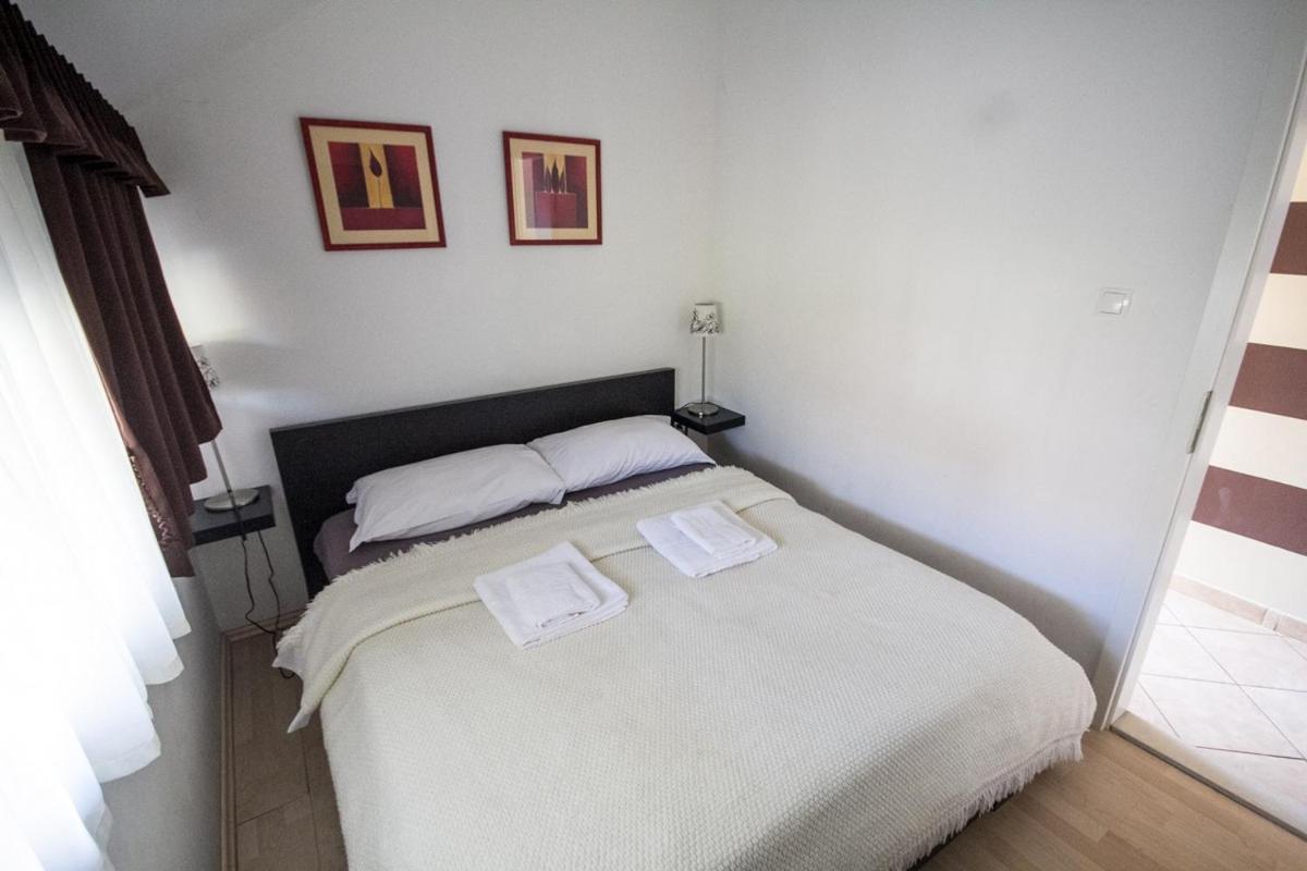 Apartment Katoro Umag Exterior photo
