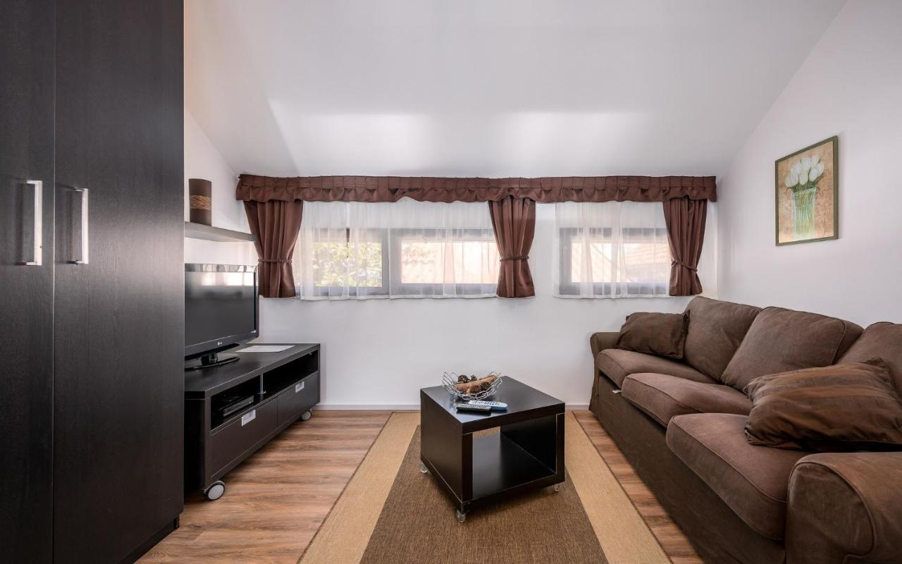Apartment Katoro Umag Exterior photo